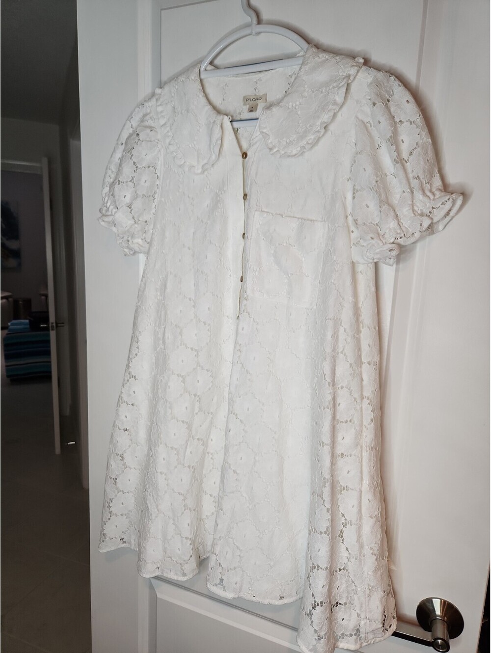 New Pilcro Ruffle Shift Dress Women's M Pockets Ivory Wht Eyelet Lace Embroidere - Picture 6 of 9